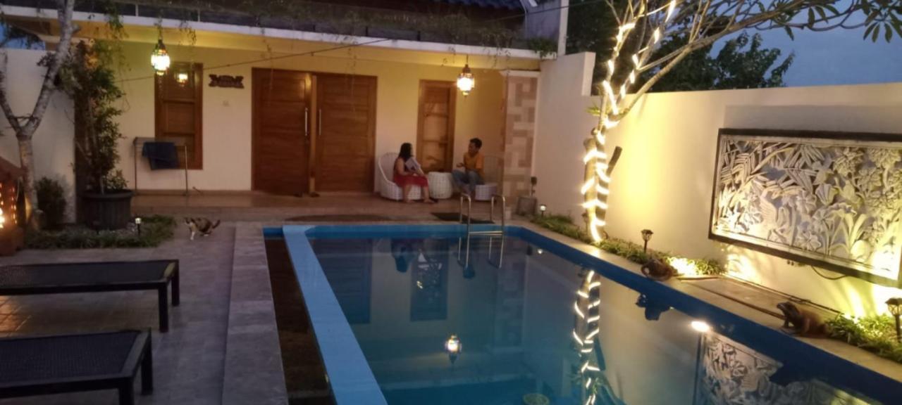 Rosseno Villa Yogyakarta Exterior foto