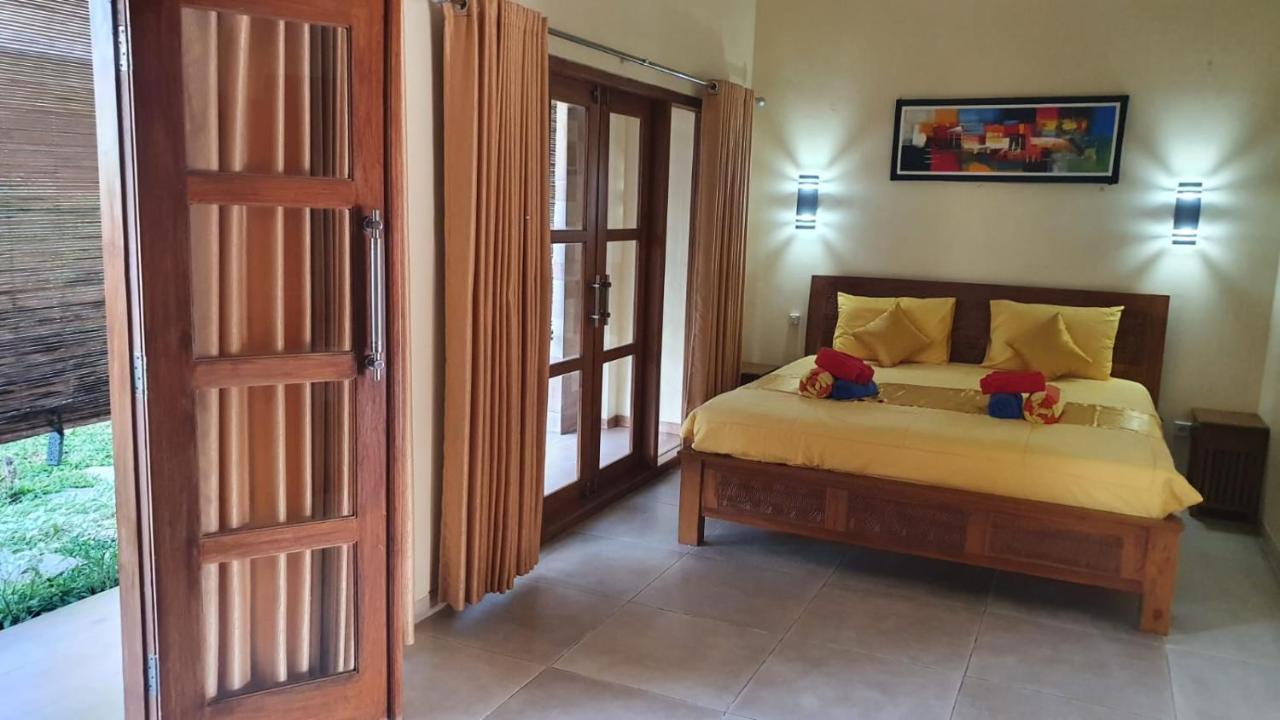Rosseno Villa Yogyakarta Exterior foto