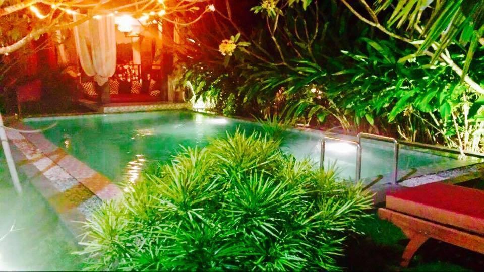 Rosseno Villa Yogyakarta Exterior foto